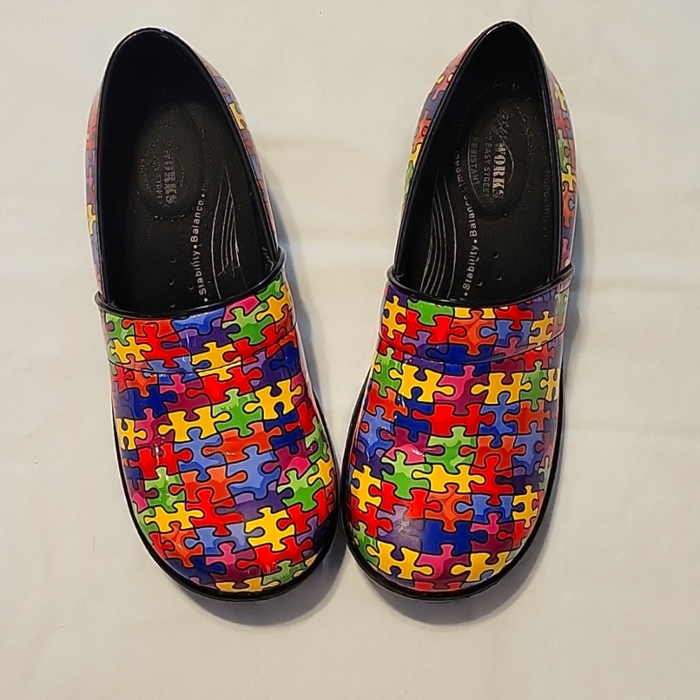 Easyworks Puzzle Piece Shoe